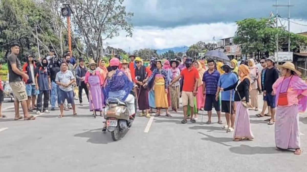 Village Volunteers पर कार्रवाई को लेकर COCOMI ने उठाए सवाल
